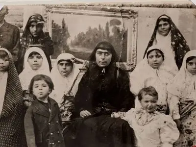 عکس دیدنی از یک خانواده قجری!