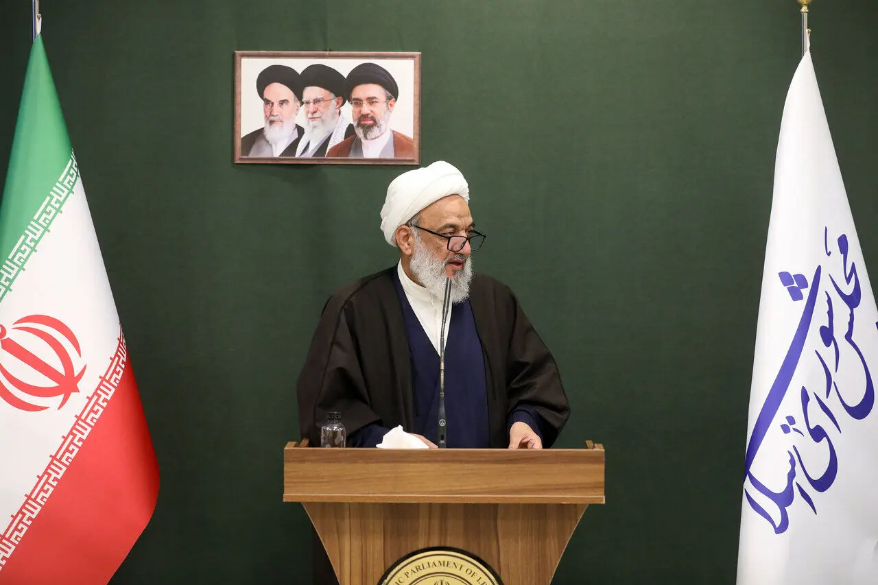 آقاتهرانی در نطق میان دستور: