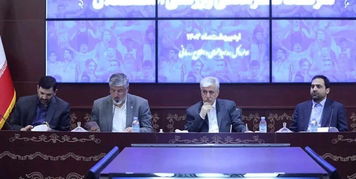  سجادی: کار درستی نبود که کارمند باشگاه استقلال راننده داشت/ اسراف حاشیه‌ساز است 