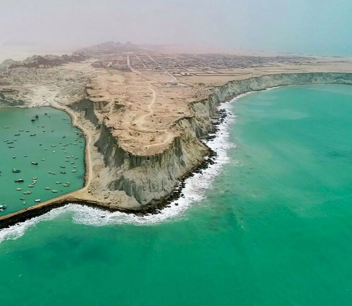 ۱۰۰ بسته سرمایه‌گذاری به ارزش ۵۰۰ هزار میلیارد ریال در منطقه آزاد چابهار آماده شد