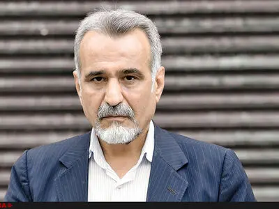 متاسفم که فردی با مدرک جعلی سرپرست وزارت شهرسازی در دولت نهم و دهم بود/ از آخوندی حمایت می‌کنیم/ مراجع قضایی با شدت با مفسدان و متخلفان برخورد کند  