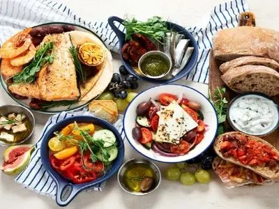 غذاهایی که می‌توانید بدون عذاب وجدان از چاقی میل کنید