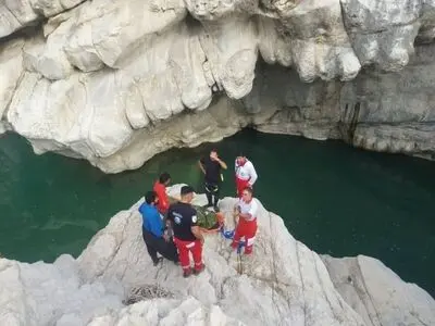 پیدا شدن پیکر بی جان جوان ۱۸ ساله از آبگرم قینرجه تکاب