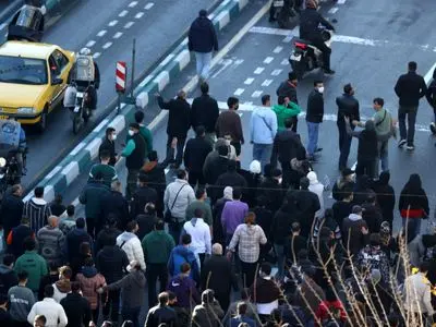 حقوق تمامی بازداشت‌شدگان باید بدون منت مراعات شود/ یک مجموعه کاملا بی‌طرف حوادث اخیر را بررسی کند