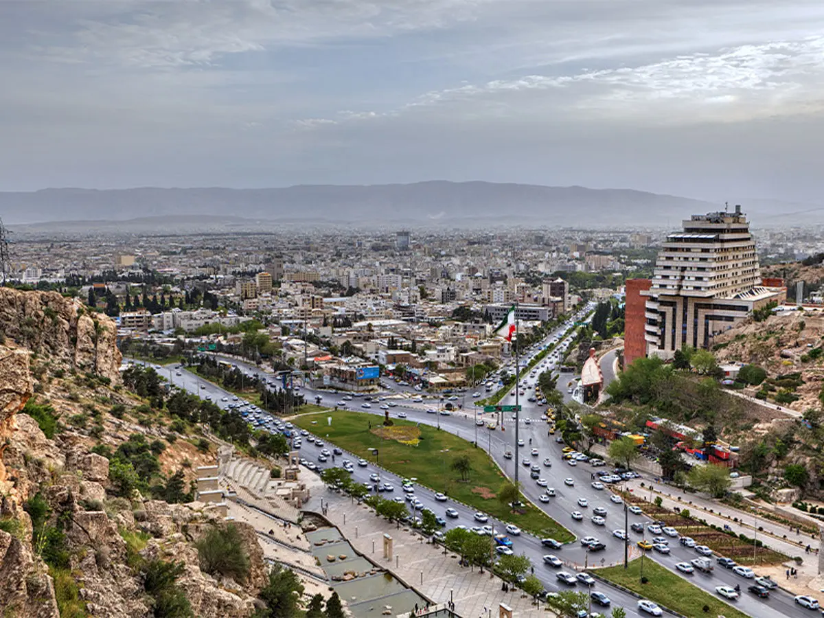شیراز برای هفتمین سال پیاپی پاکیزه‌ترین شهر کشور شد