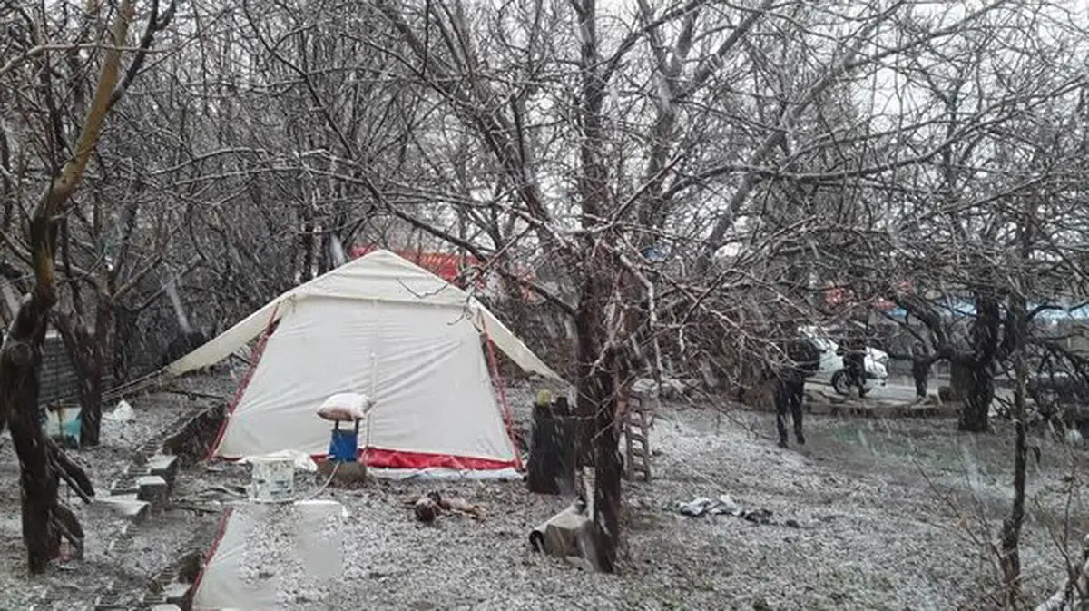 احتمال افزایش آمار بیماران کرونایی در چادرهای زلزله زدگان سی سختی 