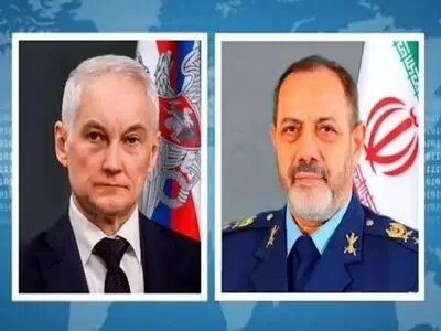 مباحثات إيرانية روسية حول تطوير التعاون العسكري والدفاعي
