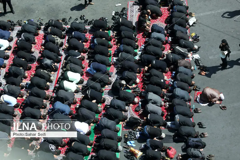 مراسم خیمه سوزان ظهر عاشورا در تهران