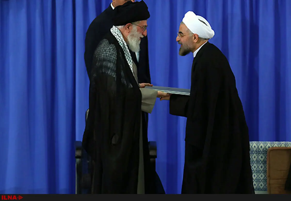 مراسم تنفیذ حکم ریاست‌جمهوری حسن روحانی توسط رهبر انقلاب آغاز شد