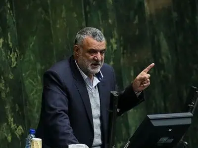 توضیحات حجتی درباره صید ترال در آب‌های خلیج فارس و دریای عمان