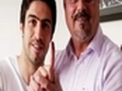 خسرو حیدری قرارداد دو ساله خود را با استقلال امضا کرد