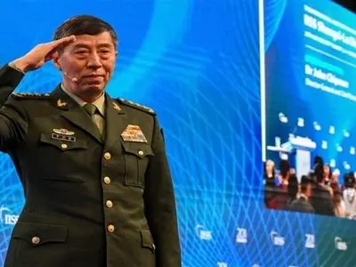 جهان بر سر دو راهی جنگ و صلح قرار دارد