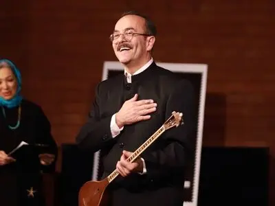 برگزیدگان نخستین دوره‌ی جشنواره‌ی تئاتر «خوشه پروین» معرفی شدند/ تجلیل از منیژه محامدی