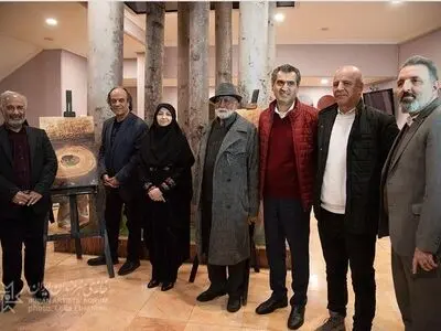 هنرمندان مشکلات زیست‌محیطی را با هنر خود به نمایش بگذارند