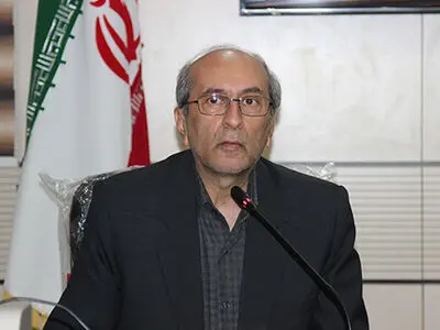 انتقاد از تعبیر کار بیهوده گفتار درمانی در ادبیات برخی سیاسیون