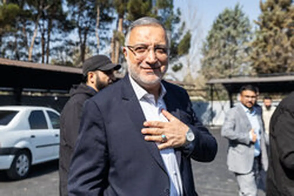 بازدید شهردار تهران از نحوه خدمات‌رسانی به شهروندان 