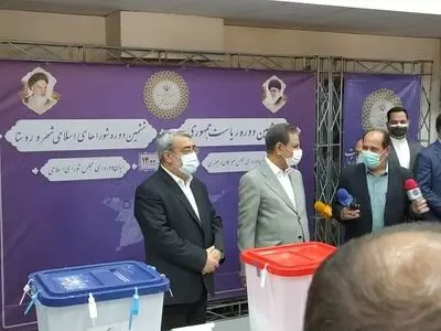 از ساعت ۷ تا الان در هیچ شعبه‌ای فرآیند رأی‌گیری متوقف نشده است/ برای بیماران قرنطینه‌ای صندوق می‌فرستیم