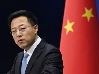 US must decide on lifting all sanctions on Iran