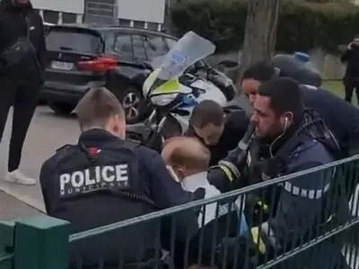حمله با چاقو در فرانسه منجر به یک کشته و حداقل پنج زخمی شد + فیلم