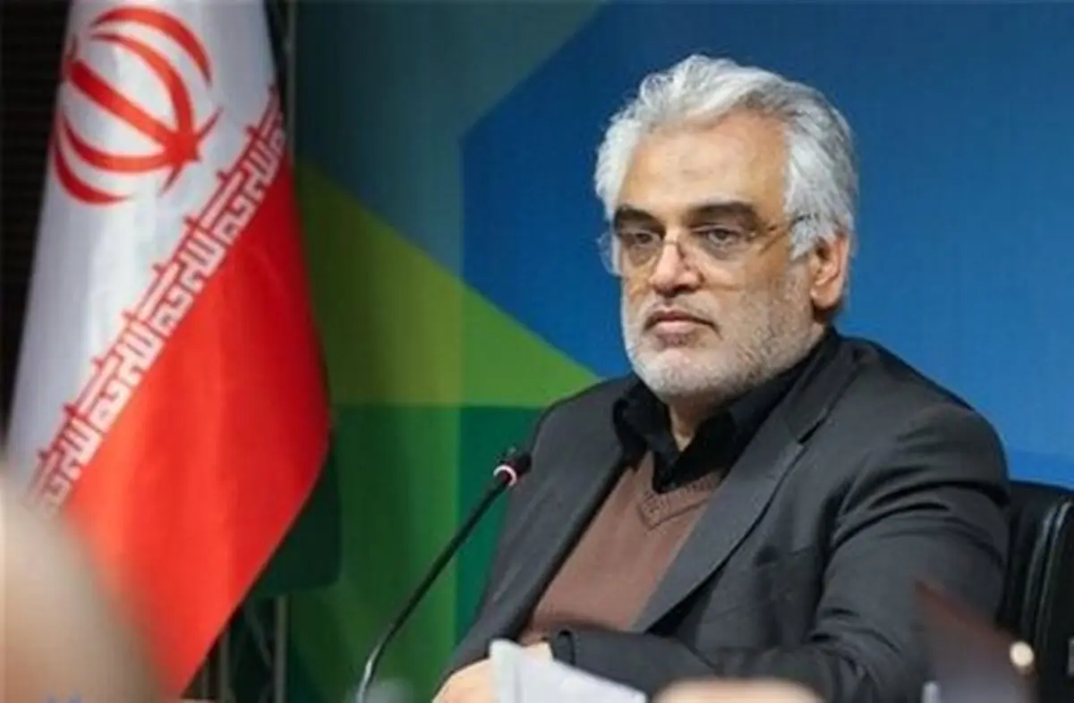 تربیت کودکان تا جوانی سه دوره هفت‌ساله است