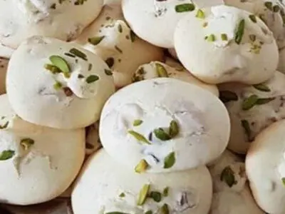 طرز تهیه شیرینی پفکی گردویی