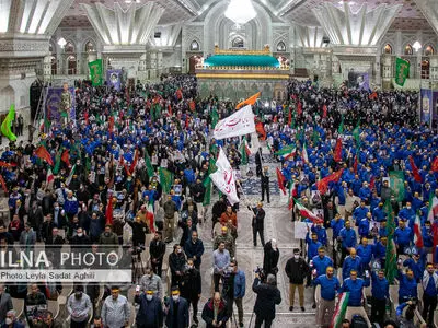تجمع بزرگ جامعه کارگری و کارفرمایی درحرم  امام خمینی(س) 