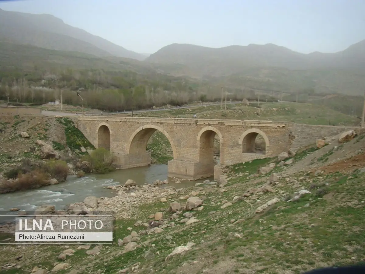 آغاز فاز سوم عملیات مرمت پل تاریخی کاکا رضا در الشتر