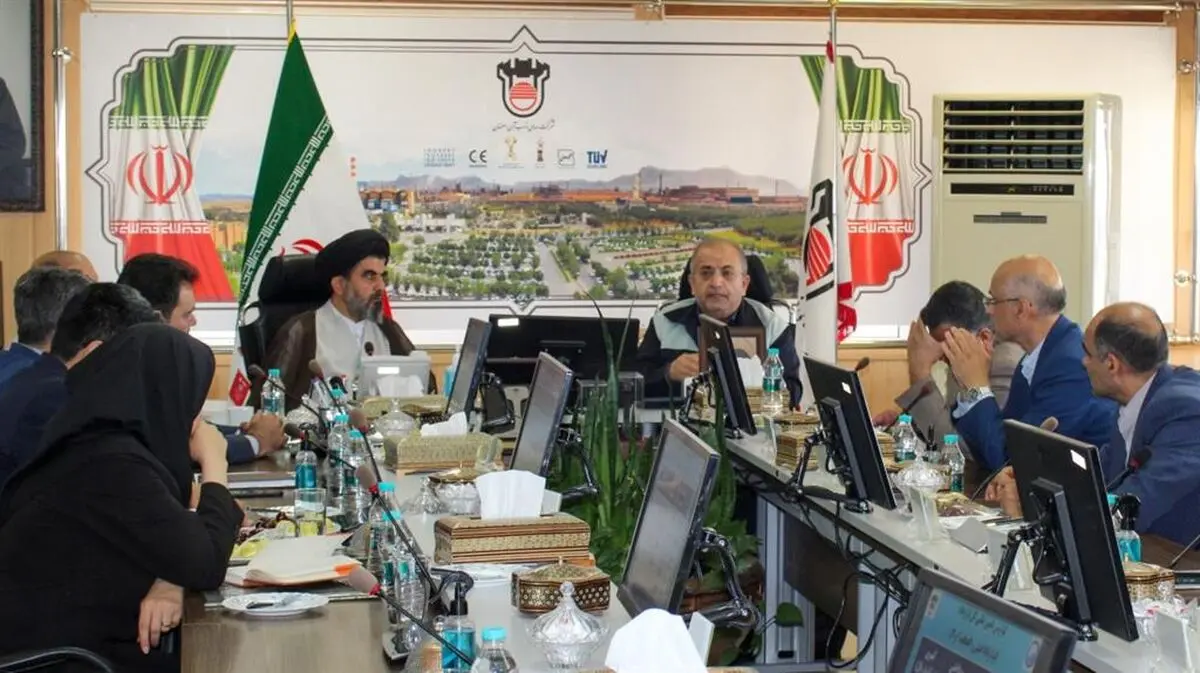 رویکرد رفع موانع تولید را مورد توجه قرار می دهیم
