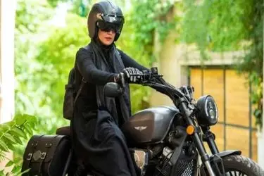 برخورد منطقی و عقلایی پلیس با موتورسواری زنان/ نمایندگان مجلس مطالبات واقعی مردم را نمی‌بینند! 