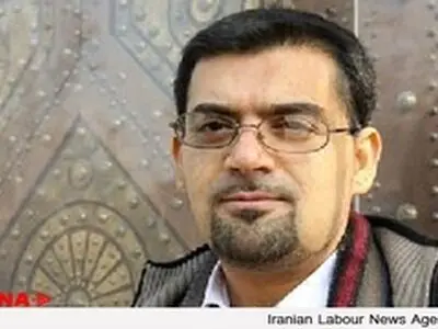 خود محوری و بدعت‌های ۸ سال گذشته ادامه دارد