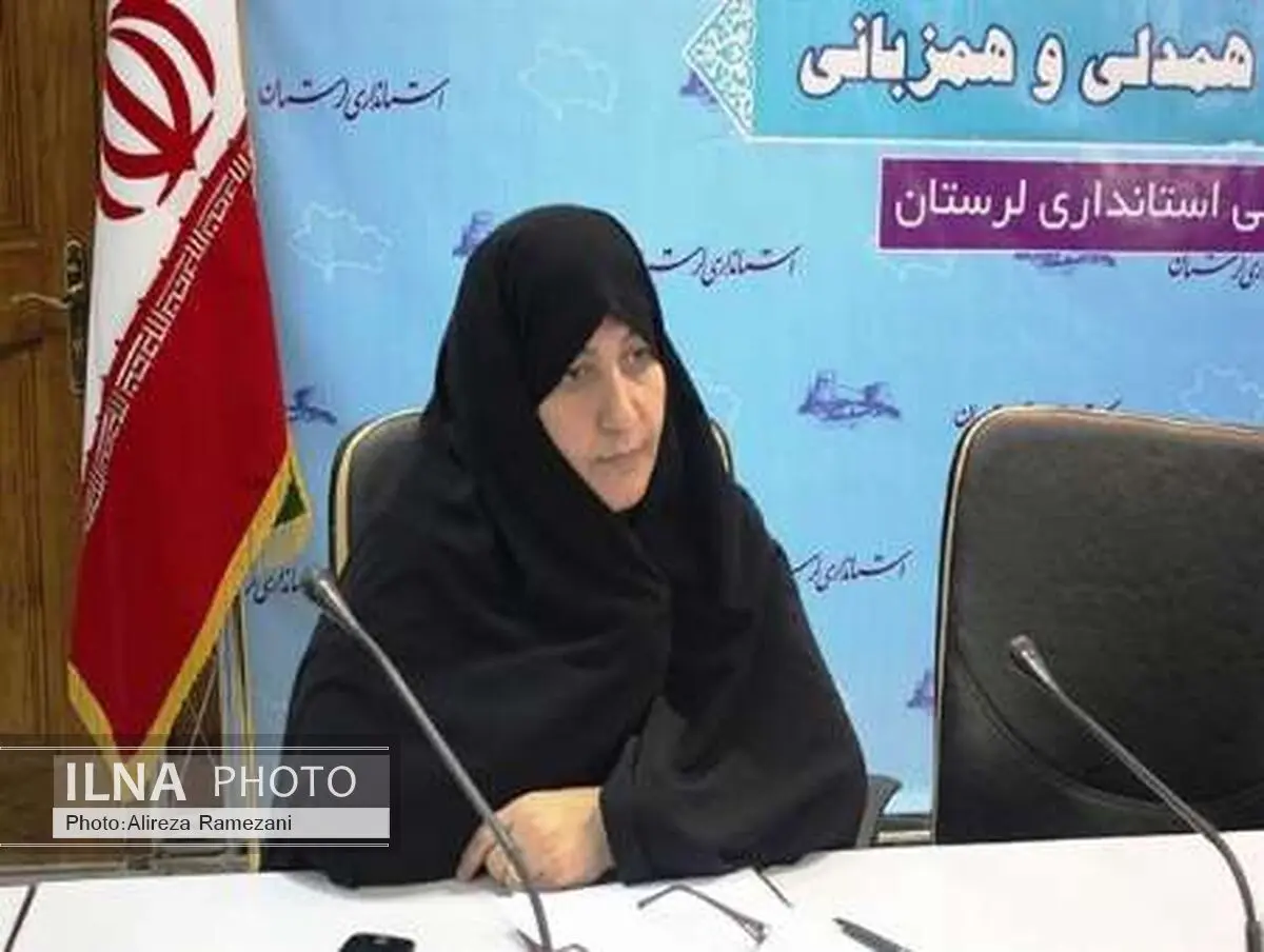 زنان روستایی لرستان ۵۰ درصد فعالیت‌های بخش دامداری را به دوش می‌کشند