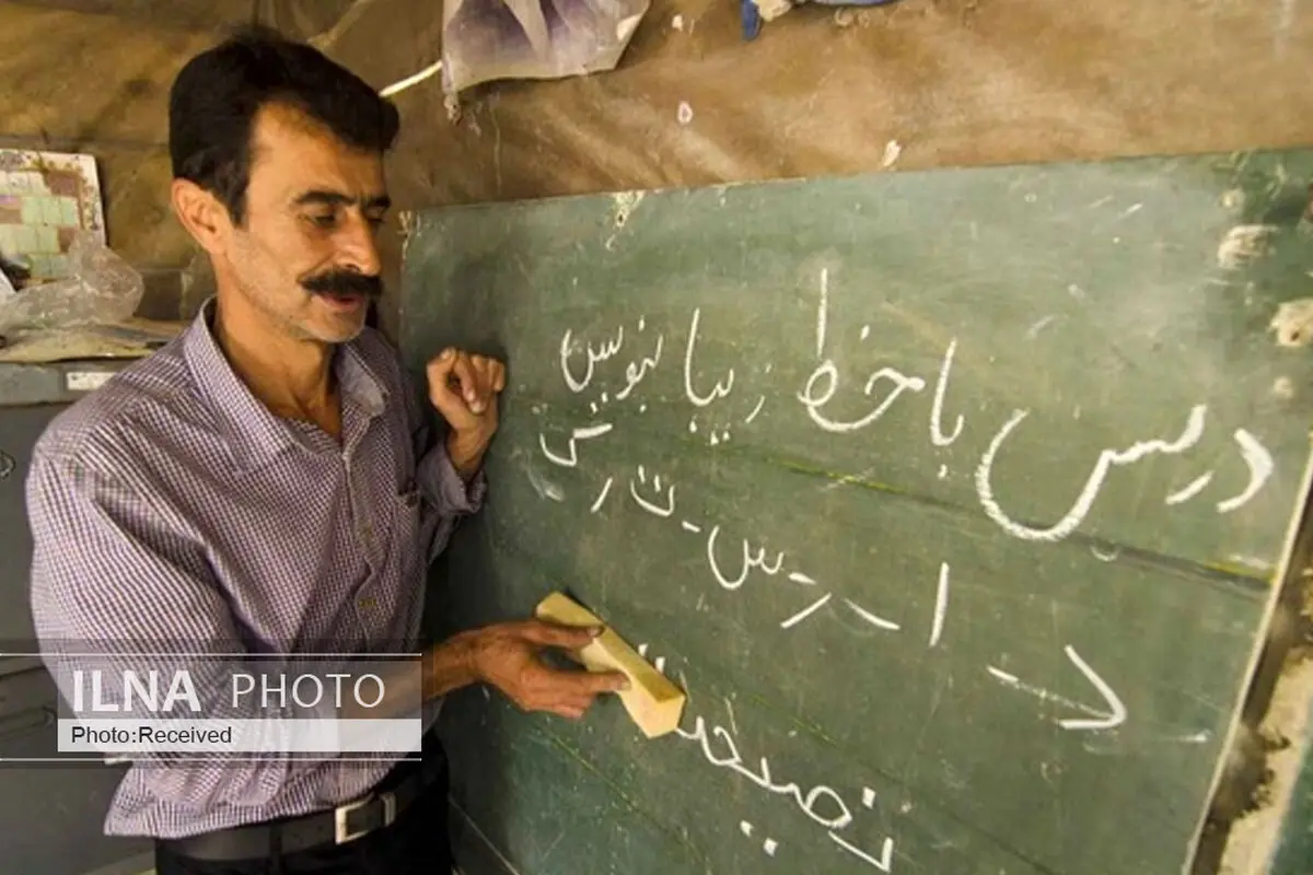 رونمایی از ارزان‌ترین نیروی کار کشور/ ۱۳ هزار معلم خرید خدمات گرفتار سختی معیشت
