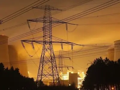 سمت‌وسوی ناترازی برق  در کشور/ مصرف برق همچنان در مسیر بی‌بازگشت