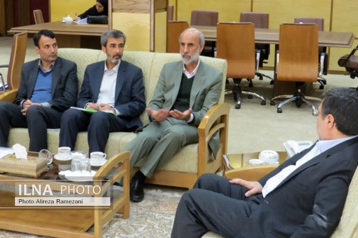 نظارت شبانه روزی سازمان دامپزشکی بر روند تولید گوشت مرغ و تخم مرغ در کشور