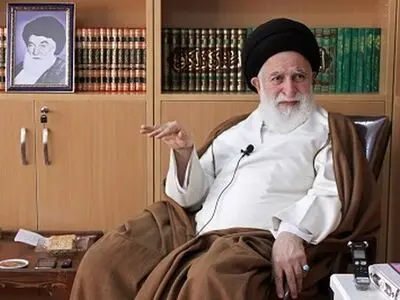آیت‌الله علوی بروجردی خواستار توجه بیشتر به معلولان شد
