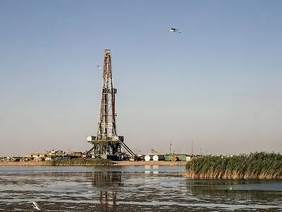 سازمان محیط‌زیست هنوز با حفر چاه‌های جدید در میدان نفتی سهراب موافقت نکرده است/ خشک کردن اجتناب‌ناپذیر ۱۸ هکتار از هورالعظیم در صورت صدور مجوز 
