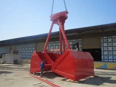 طراحی و ساخت گراپ مکانیکی ۳۵ مترمکعبی و هاپر مکانیزه 