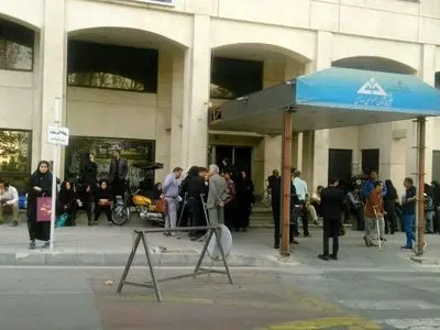 کارکنان تعاونی‌های سهام عدالت برای چندمین بار مقابل سازمان خصوصی‌سازی تجمع کردند 