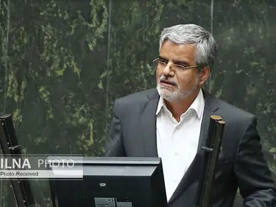 آیا وزیر کشور مسئولیت اظهارات فرماندار شهر قدس  را می‌پذیرد