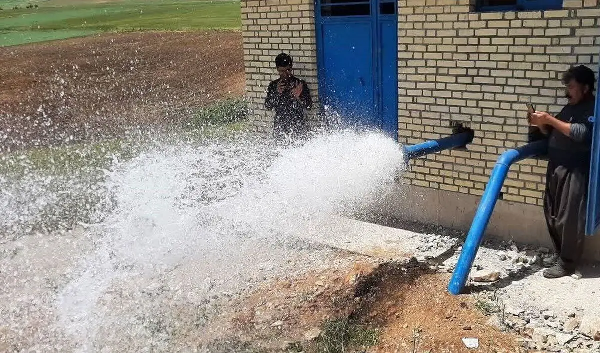 پایداری آب در ۴۲۰ روستای کرمانشاه؛ ۲۰۰ روستای دیگر تا پایان سال آبرسانی می‌شوند