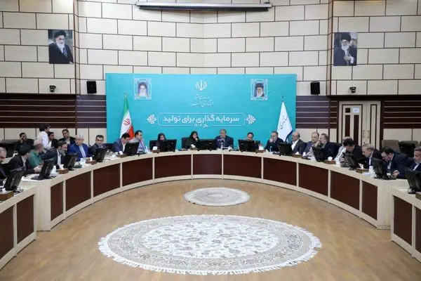 استان با کمبود ۱۵۰۰ هکتار زمین صنعتی مواجه است / ساماندهی لکه‌های صنعتی و بازنگری در ضوابط استقرار در دستور کار
