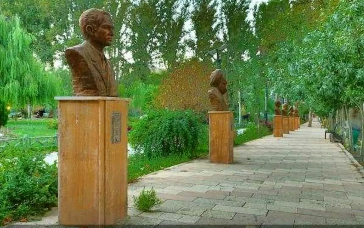 مرمت و رنگ آمیزی سردیس مشاهیر در کرج انجام شد