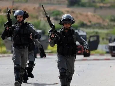 بازداشت ۲۱ فلسطینی توسط ارتش رژیم صهیونیستی در کرانه باختری