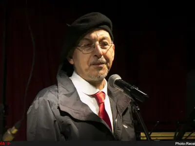 استاد شجریان به من گفت فولکوریک بخوان/ تا سال‌ها از به‌کار بردن کلمه ترانه پرهیز می‌کردیم و به جایش سرود می‌گفتیم/ اگر مجوز بگیرم به مناطق سیل‌زده می‌روم تا برایشان بخوانم 