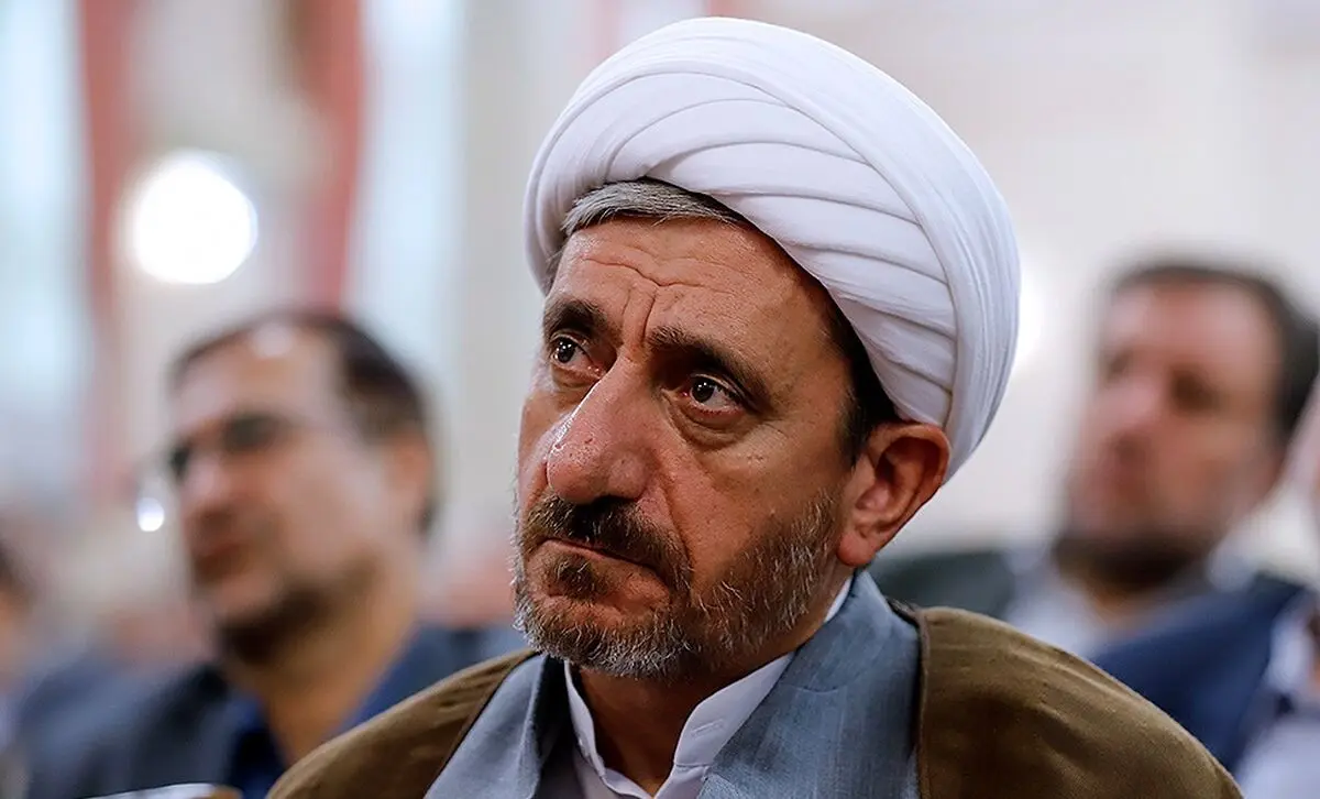 موفقیت در امر وکالت را با علم تعریف کنید نه با سفسطه