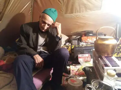 زندگی "سیدعلی" در پارک؛ از دریچه دوربین