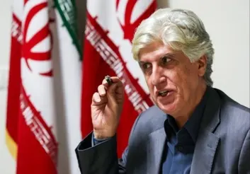 آلونک‌نشین‌ها در اعتراضات اخیر حضور نداشتند/ افراد میهن‌دوست باید سرِکار بیایند/ نسل جوان سرخورده است/مسئولان اعتماد از دست رفته را احیا کنند