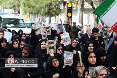 زنانی کارگزار خداوند! 