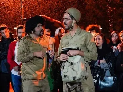 گزارش دومین روز تئاتر خیابانی «شهروند»/ پاک کردن زباله‌های ذهنی تا پاسداشت شهدای محیط بان