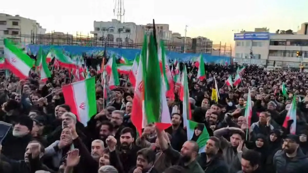 عزاداری و راهپیمایی هزاران نفری مردم تبریز در پی شهادت مقام معظم رهبری